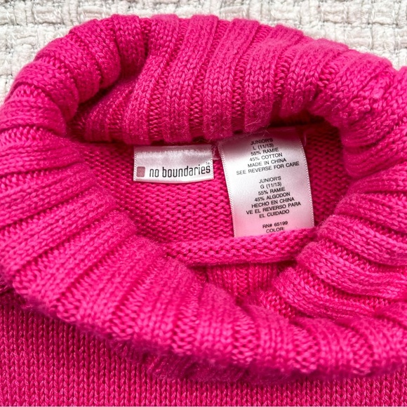 Y2K No Boundaries Pink Knit Turtleneck Sweater - Picture 4 of 6